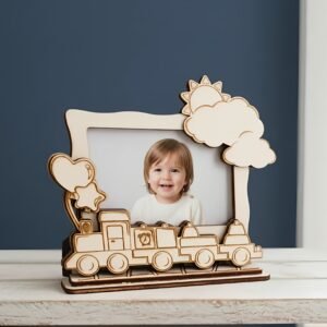 Handgemaakte houten trein kinderfotolijst voor de babykamer